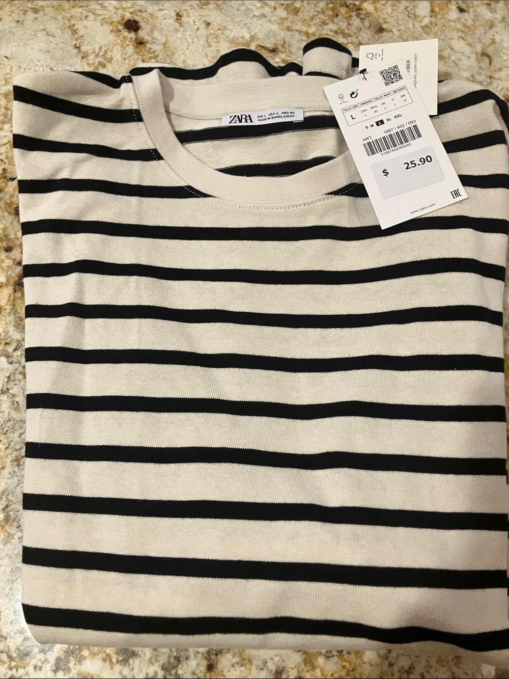 Men’s cotton knit tee shirt